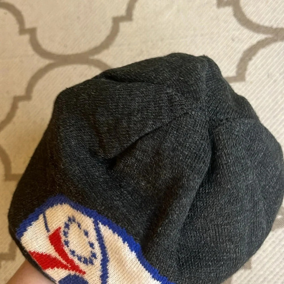 Adidas NBA Philadelphia 76’ers basketball reversible beanie - Picture 10 of 12